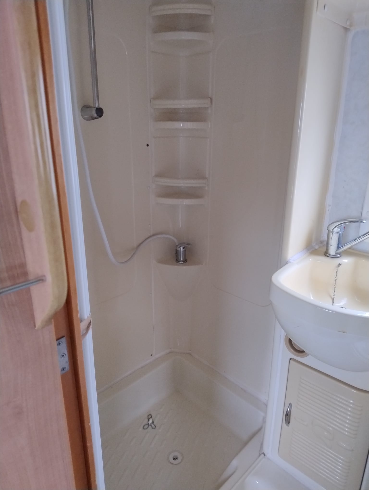 Immagine WhatsApp 2024-10-17 ore 11.30.07_e35aa816